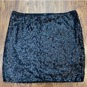 H&M black sequin mini skirt size large